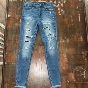 I am selling American Eagle Jean ! size 6 & SUPER STRETCH ! nicely fit :)